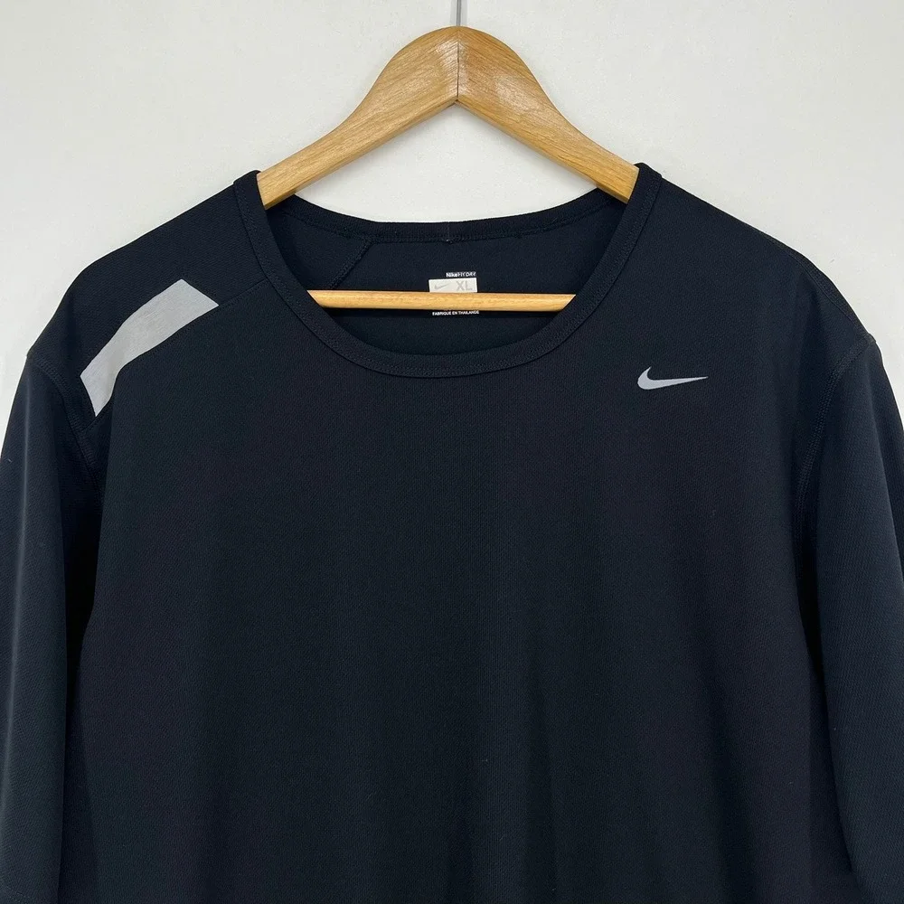 Nike Fit Dry Mens XL Black Short Sleeve Running Shirt Reflective Vtg Y2K